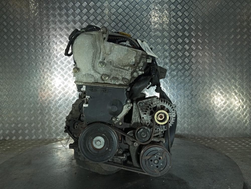 Двигатель к Renault Megane 2 (02-06)