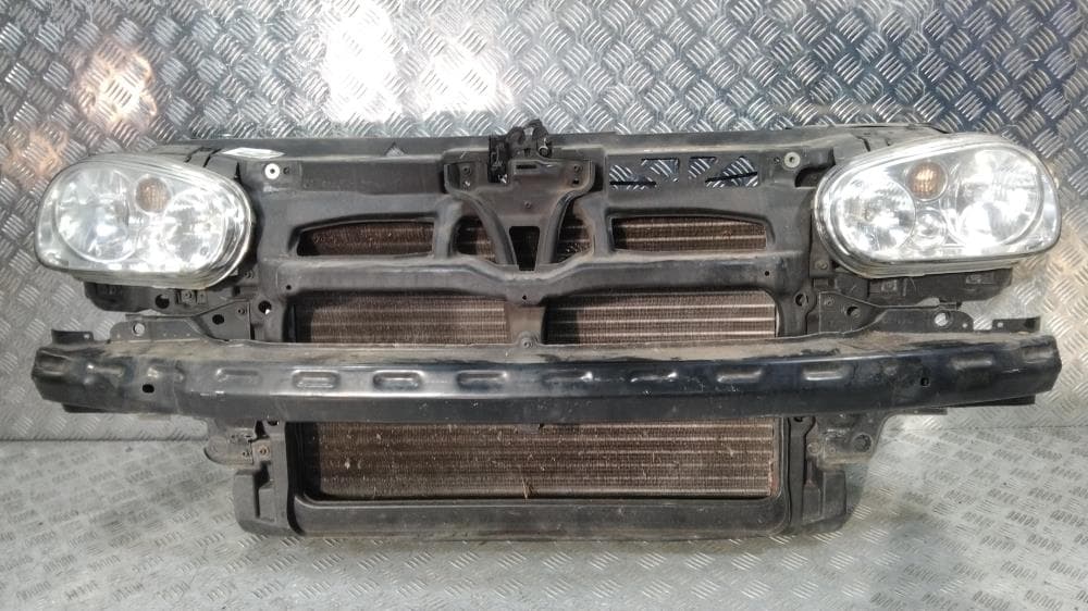Передняя панель крепления облицовки (телевизор) к Volkswagen Golf 4 (97-06)