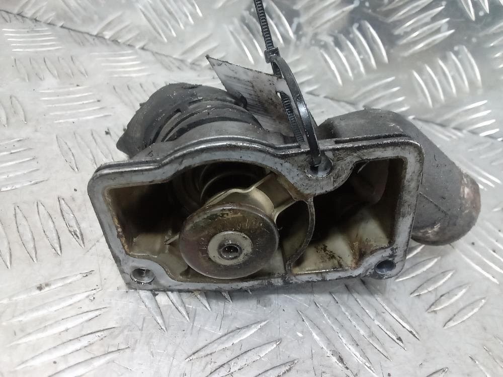 Корпус термостата к Opel Astra G (98-04)