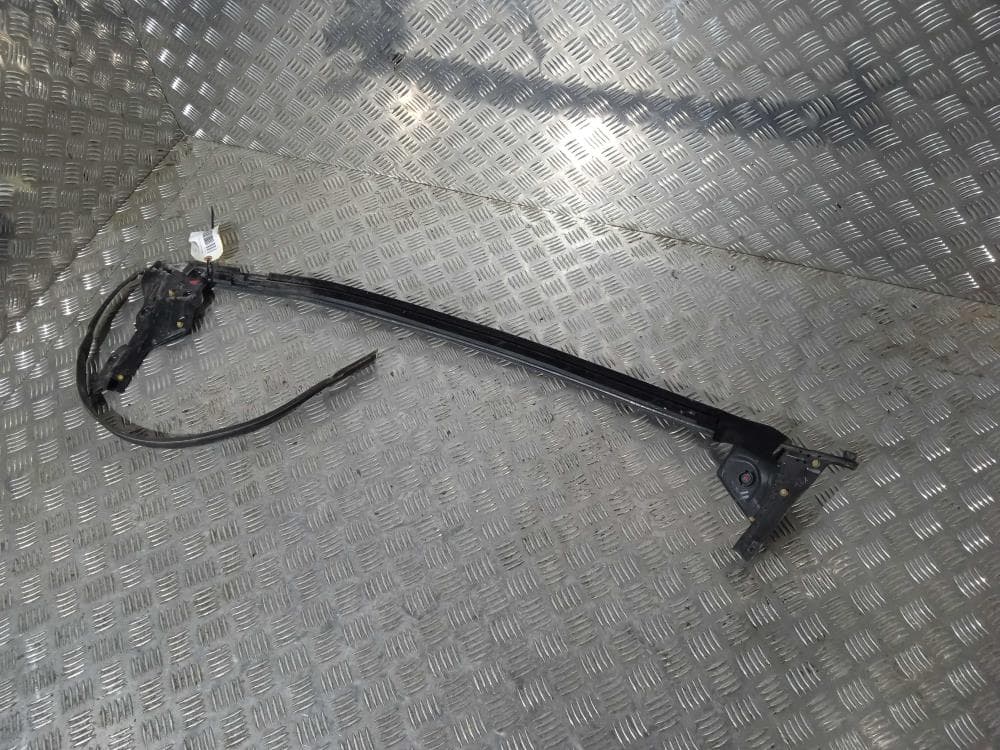 Уплотнитель к Tesla Model X (15-21)