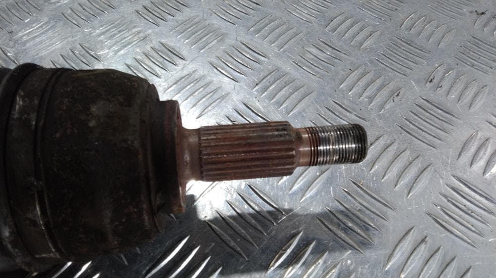 Полуось передняя правая (приводной вал, ШРУС) к Renault Megane 2 (02-06)