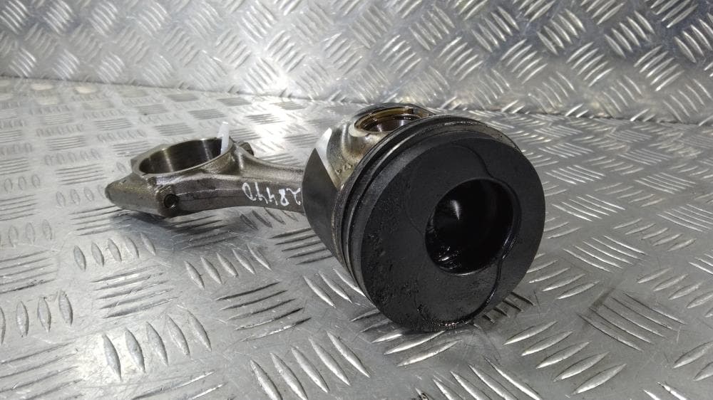 Поршень к Volkswagen Passat B5+ Рестайлинг (00-05)