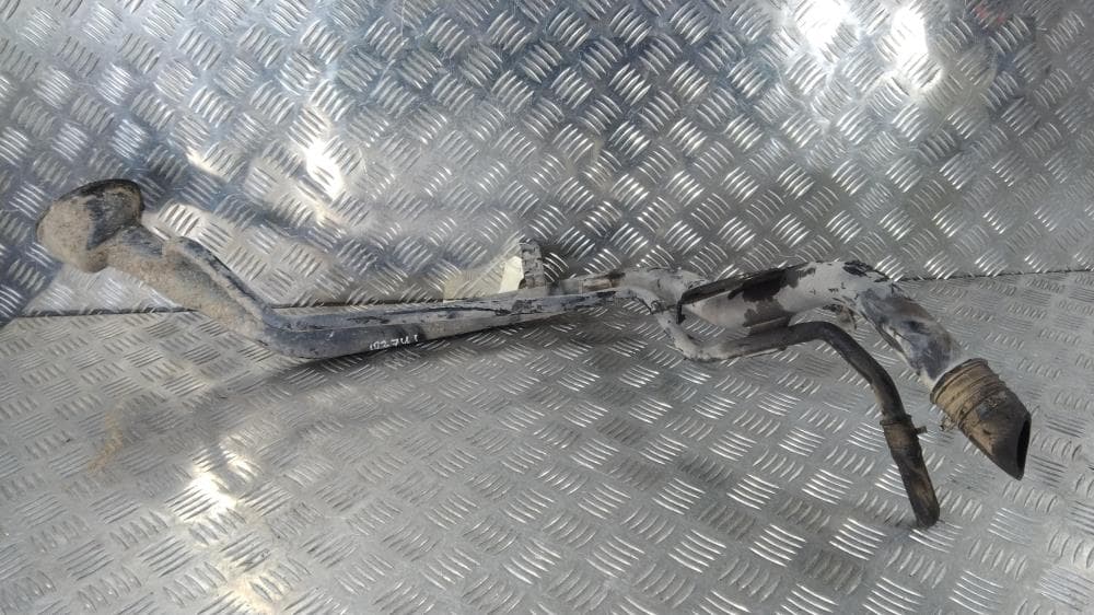 Горловина топливного бака к Nissan  Almera Tino (00-06)