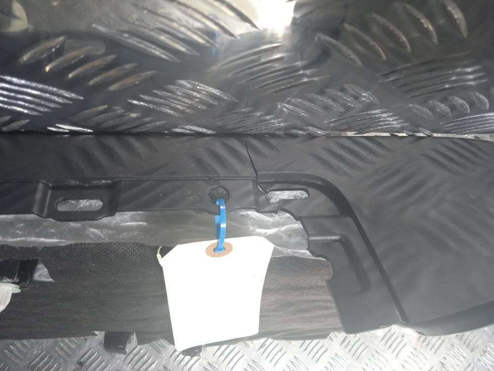 Обшивка багажника к Tesla Model X (15-21)