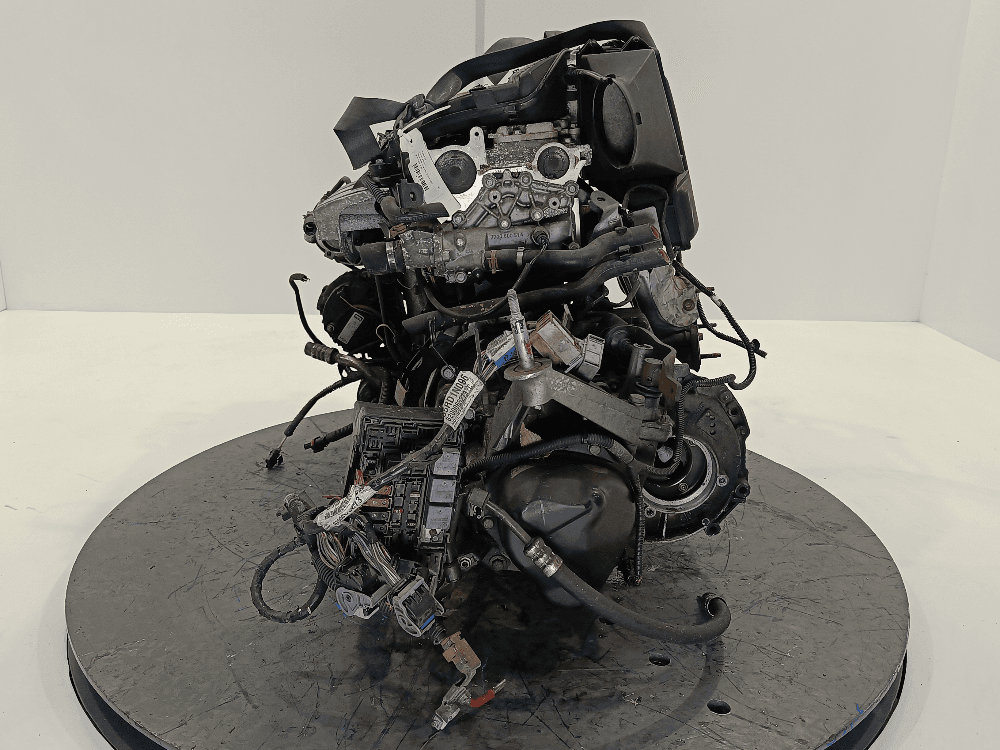Двигатель к Renault Laguna 2 (01-05)