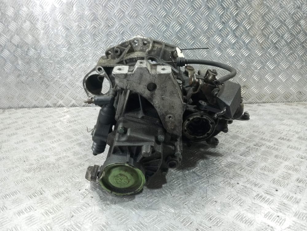 КПП механическая (МКПП) к Volkswagen Golf 4 (97-06)