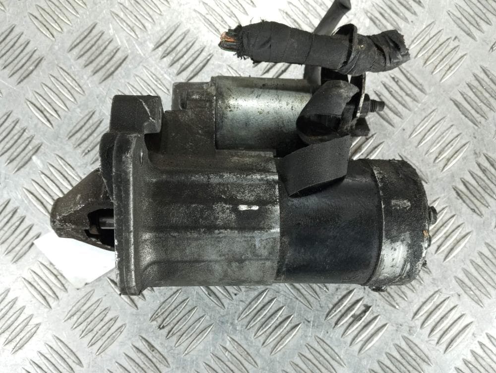 Стартер к Renault Megane 2 (02-06)