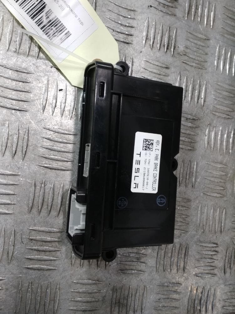Блок ручника (стояночного тормоза) к Tesla Model X (15-21)
