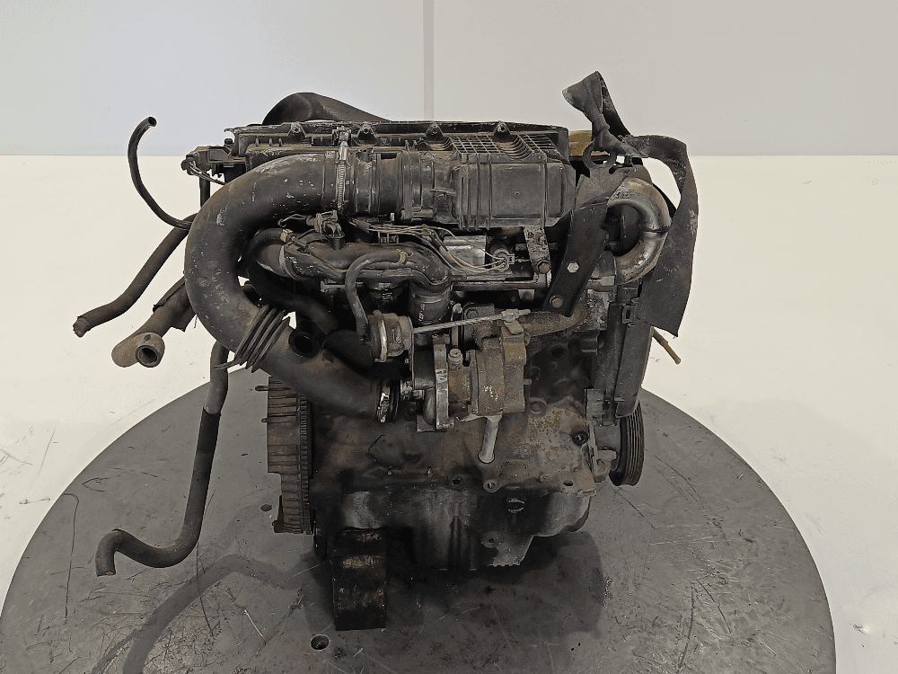 Двигатель к Renault Clio 2 Рестайлинг (01-03)