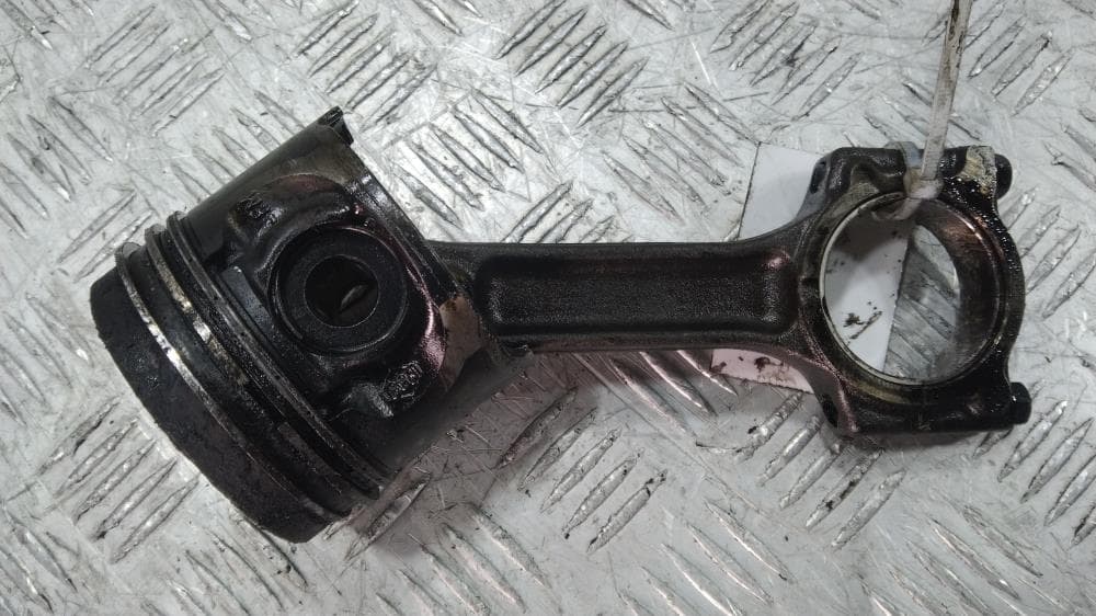 Поршень к Renault Clio 2 Рестайлинг (01-03)