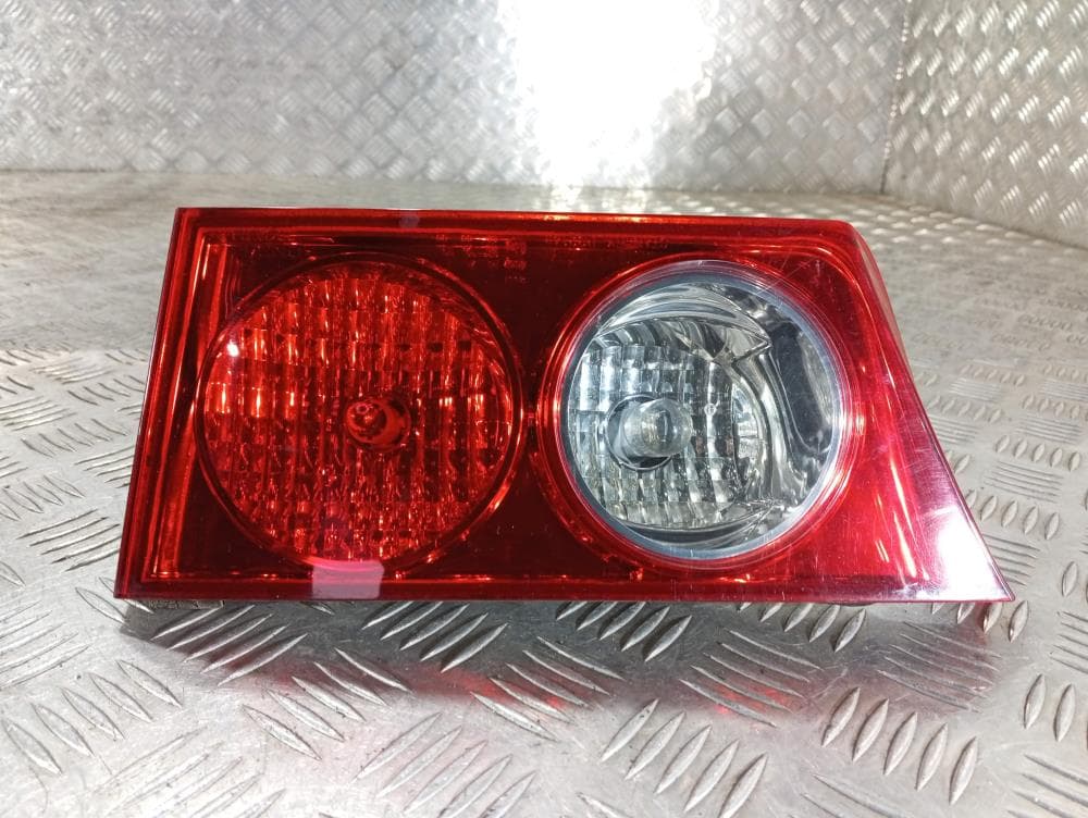 Фонарь задний правый к Honda Accord 7 (02-06)