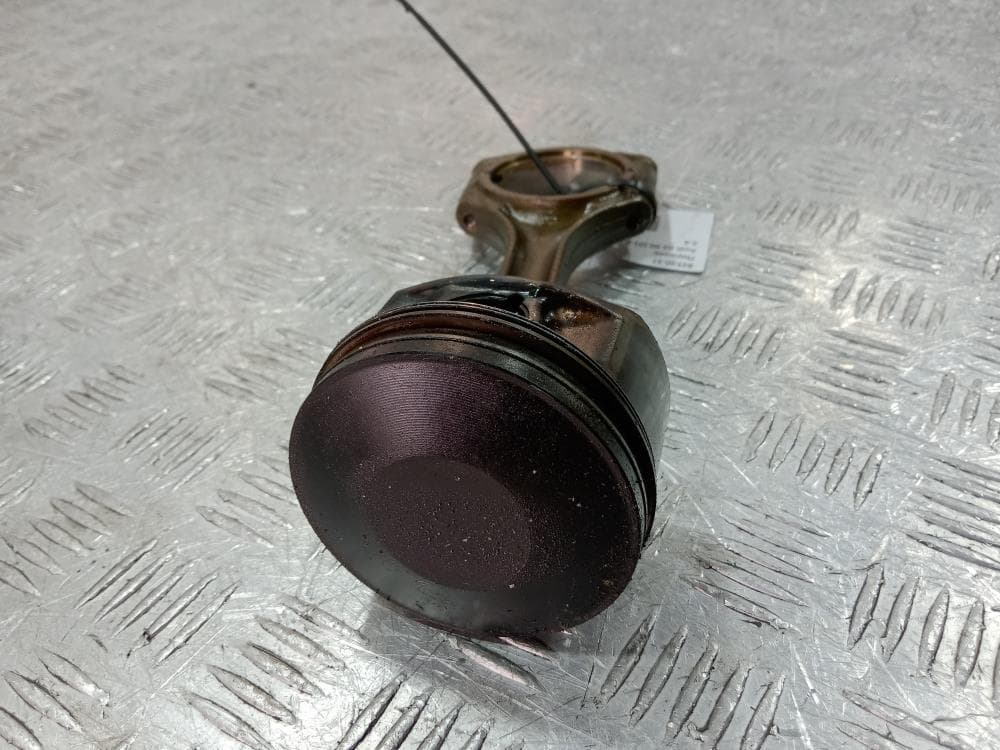 Поршень к Audi A4 B6 (01-05)