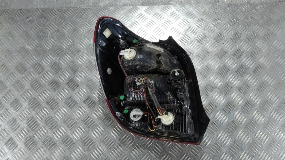 Фонарь задний правый к Peugeot 108 (14-24)