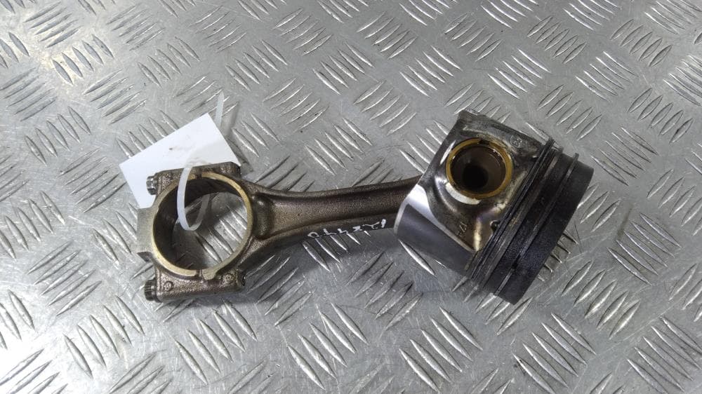 Поршень к Volkswagen Passat B5+ Рестайлинг (00-05)