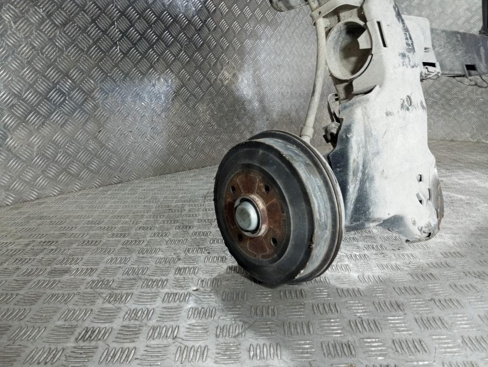 Балка подвески задняя к Peugeot 208 1 (12-15)