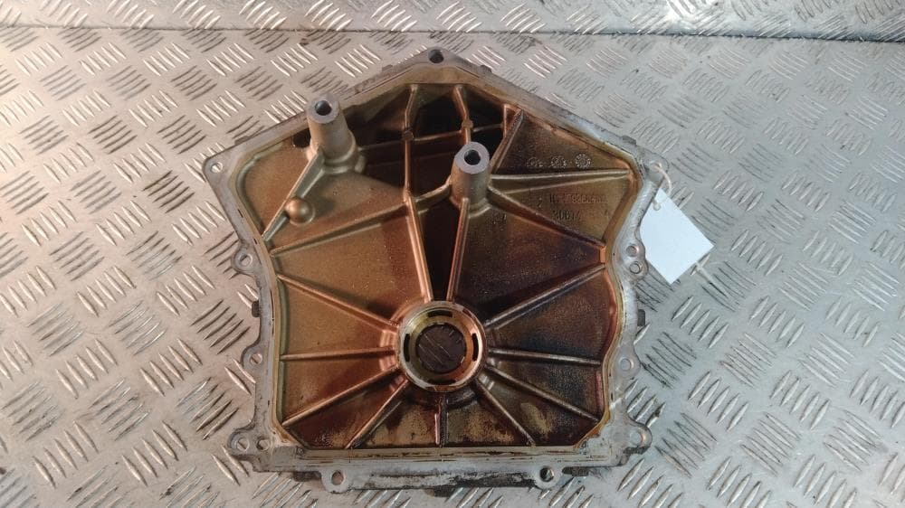 Крышка двигателя передняя к Chrysler Sebring 2 (00-03)