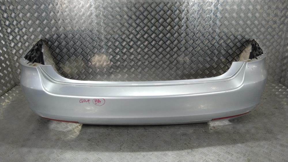 Бампер задний к Volkswagen Golf 6 (08-15)