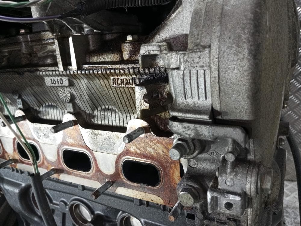 Двигатель к Renault Megane 2 (02-06)