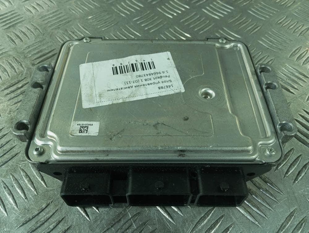 Блок управления двигателем к Peugeot 308 1 (07-11)