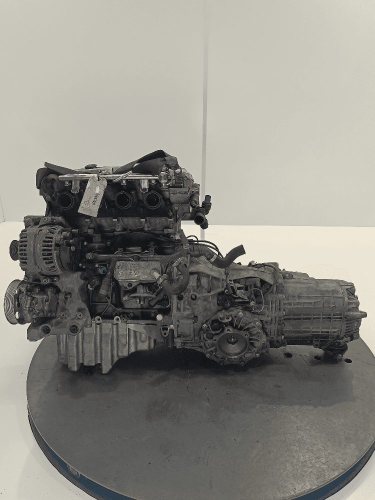 Двигатель к Audi A4 B6 (01-05)