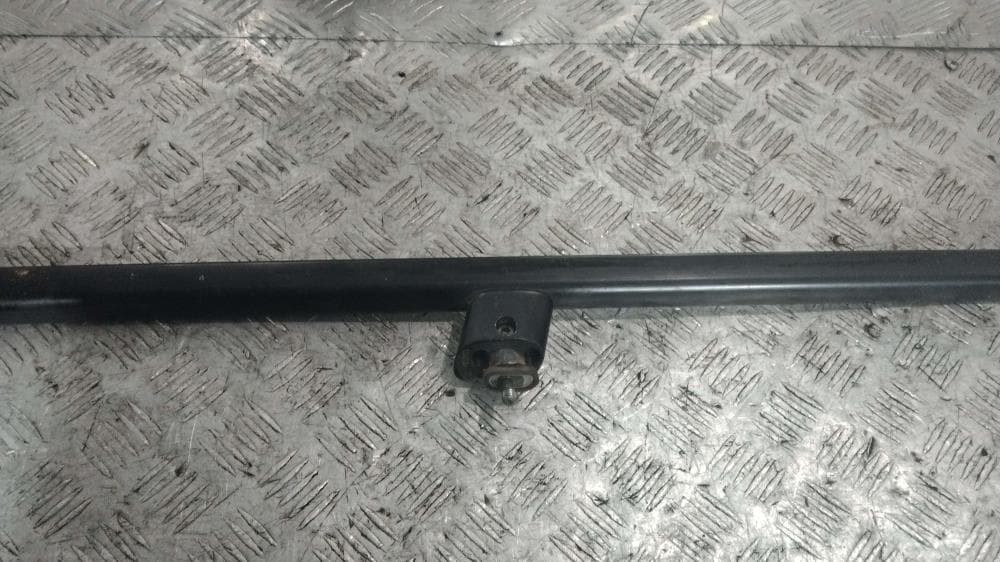 Дуги на крышу (рейлинги) к Volkswagen Passat B3 (88-93)