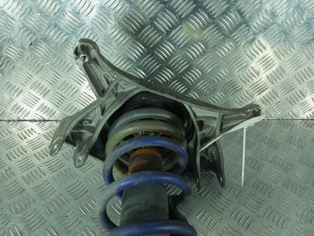 Стойка передняя левая к Audi A4 B8/8K (07-11)