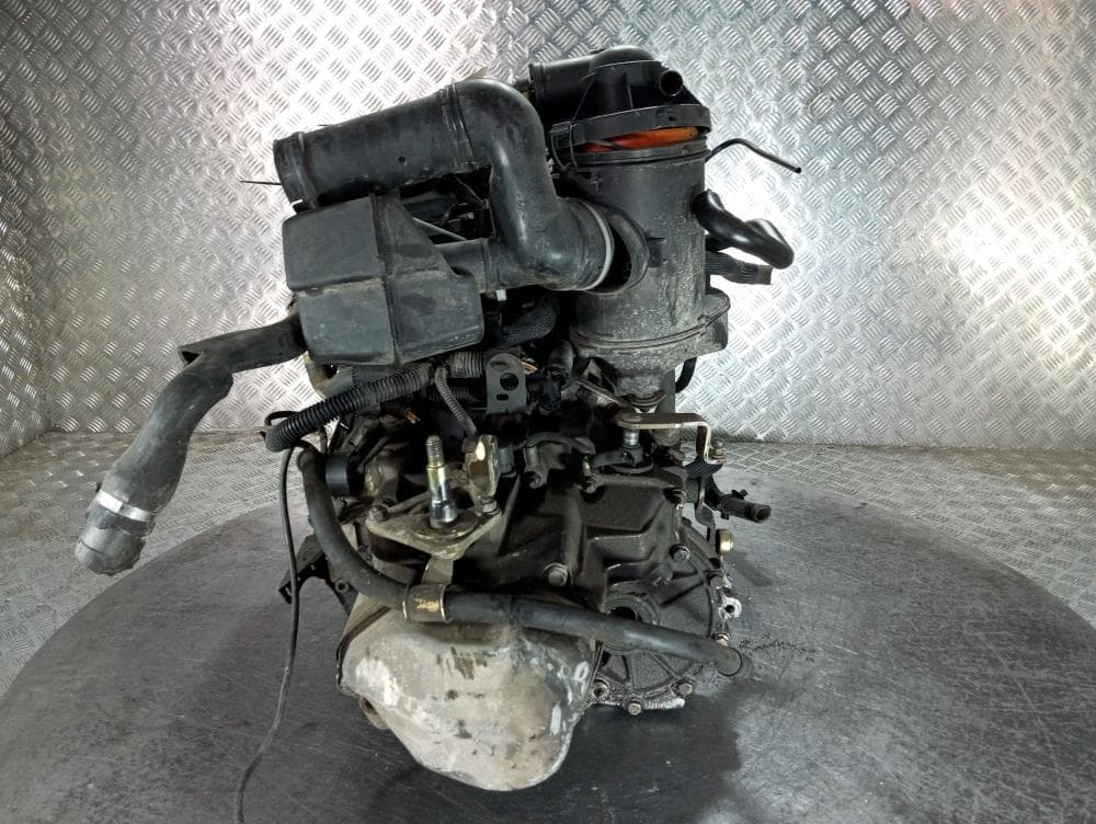 Двигатель к Peugeot 306 (93-03)