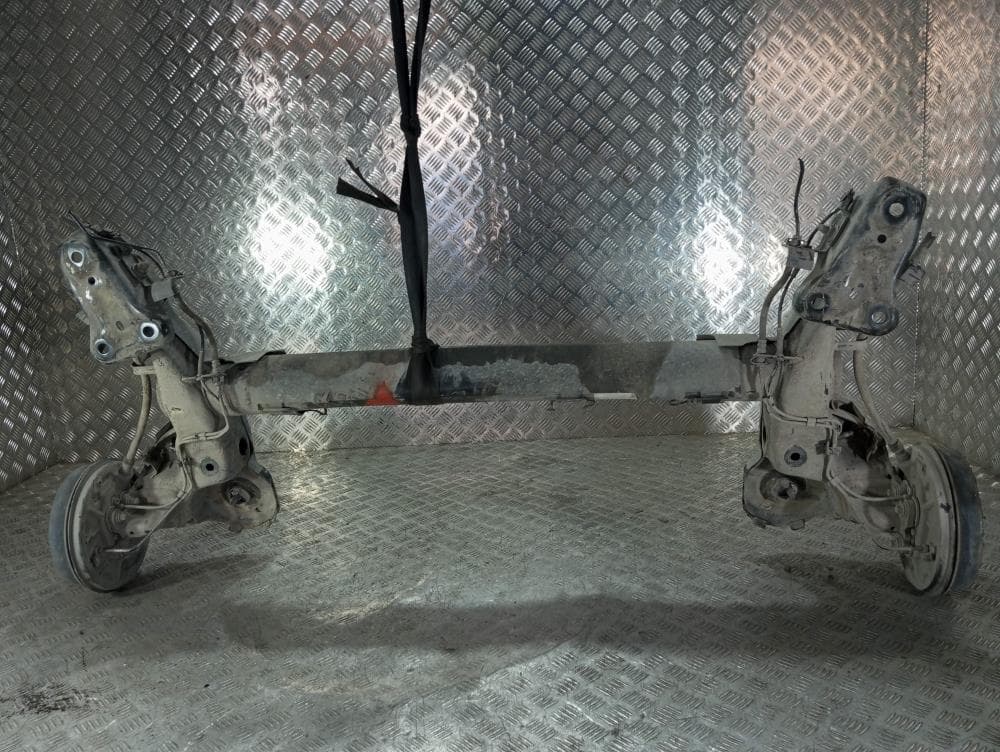 Балка подвески задняя к Peugeot 208 1 (12-15)