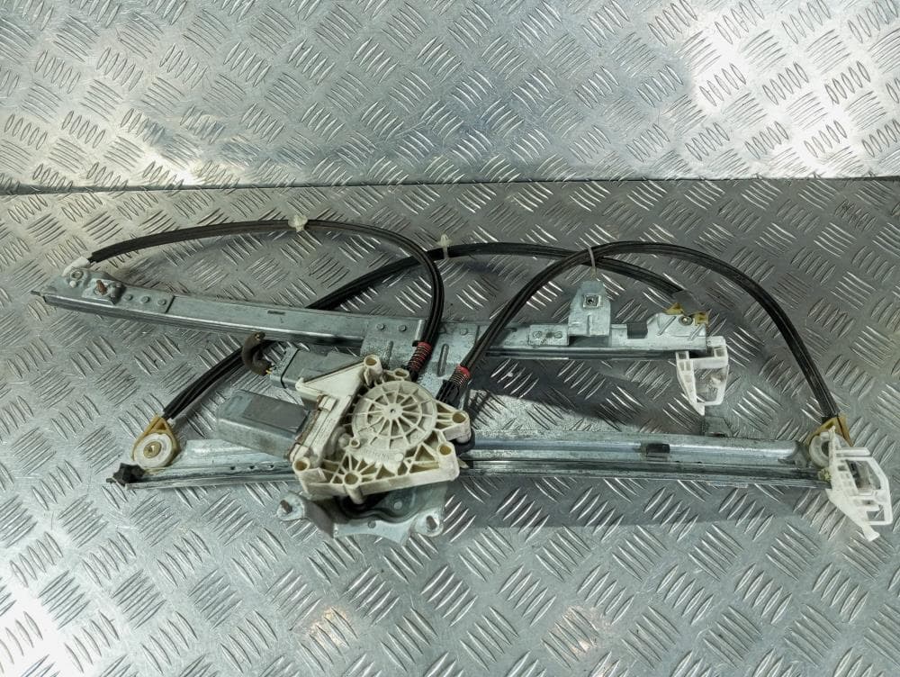 Стеклоподъемник передний левый к Citroen Xsara Picasso Рестайлинг (04-10)