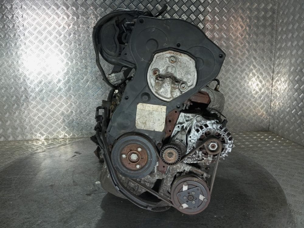 Двигатель к Citroen C3 1 (02-06)