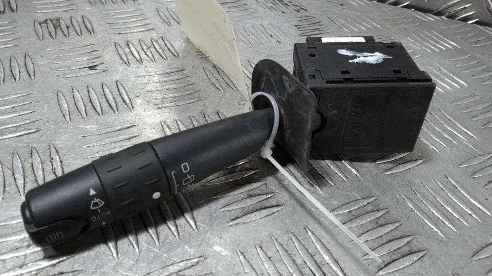 Переключатель дворников к Citroen Xantia X2 (98-01)