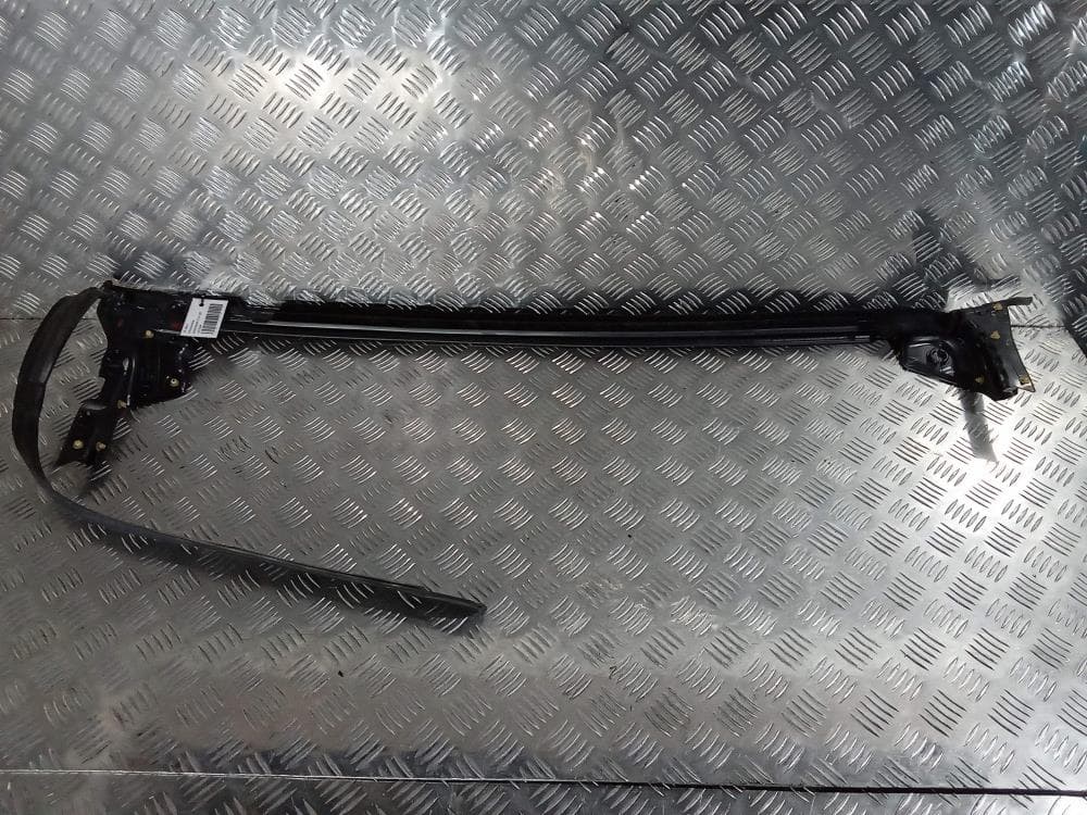 Уплотнитель к Tesla Model X (15-21)