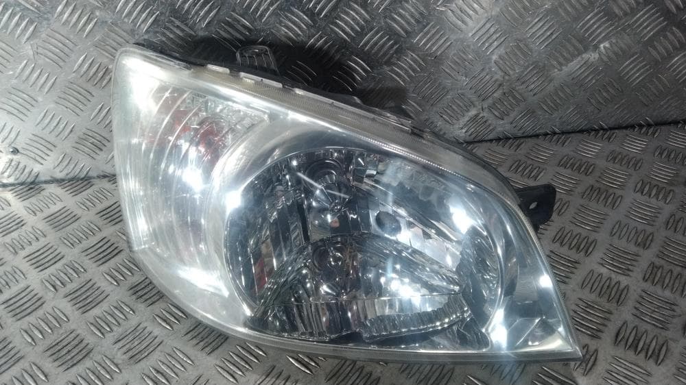 Фара правая к Hyundai Getz 1 (02-05)