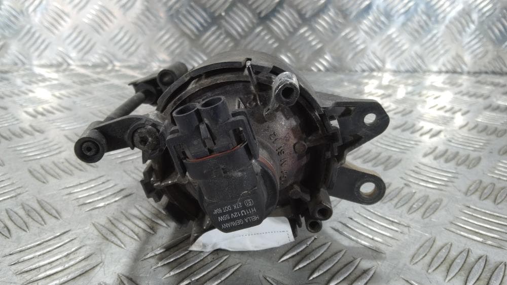 Фара противотуманная левая к Audi A4 B7 (04-09)