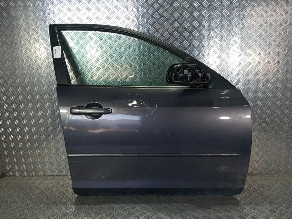 Дверь передняя правая к Mazda 3 BK (03-06)