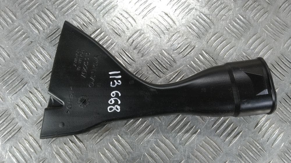 Воздуховод к Volvo V70 3 (07-13)