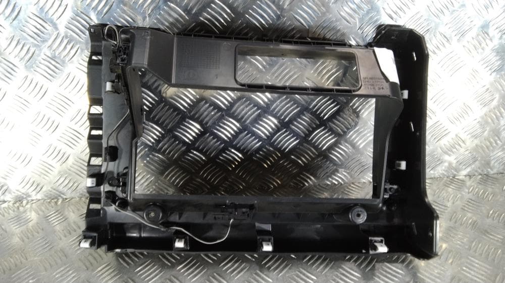 Бардачок к Jeep Grand Cherokee WL (21-24)