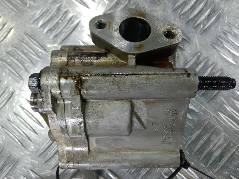 Насос масляный к Mazda 3 BK Рестайлинг (06-09)
