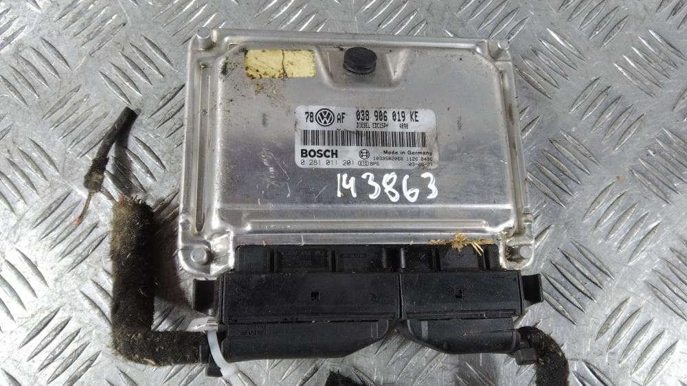 Блок управления двигателем к Skoda Superb 1 (01-06)