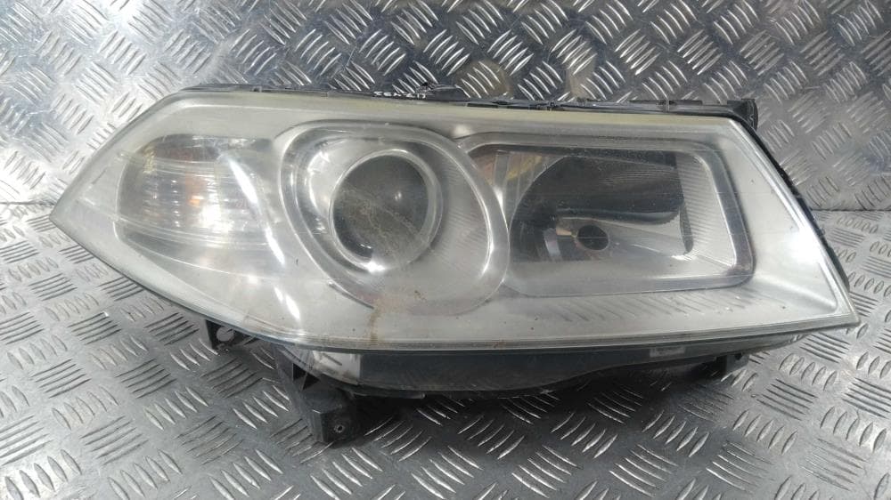 Фара правая к Renault Megane 2 Рестайлинг (06-09)