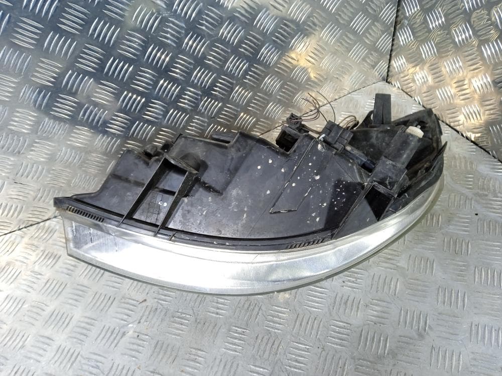 Фара правая к Renault Scenic 2 (03-06)