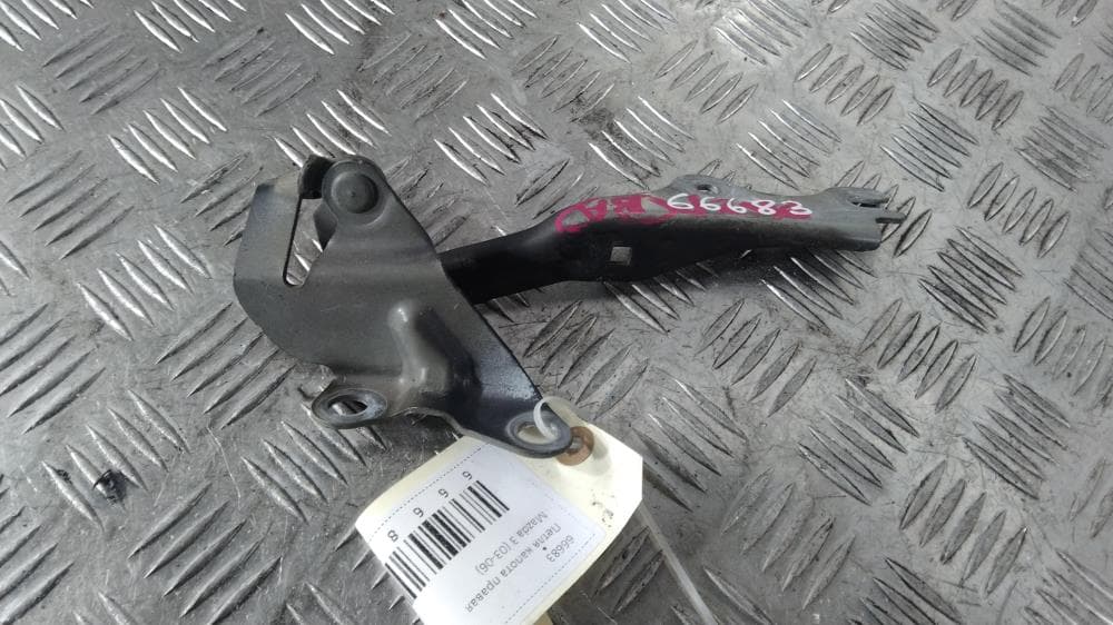 Петля капота правая к Mazda 3 BK (03-06)