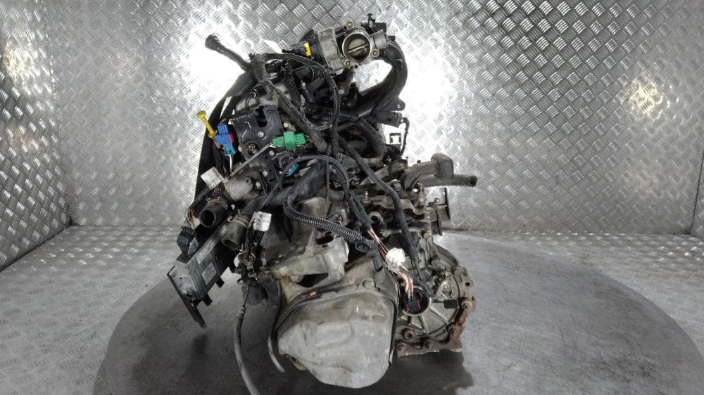 Двигатель к Citroen C3 1 (02-06)