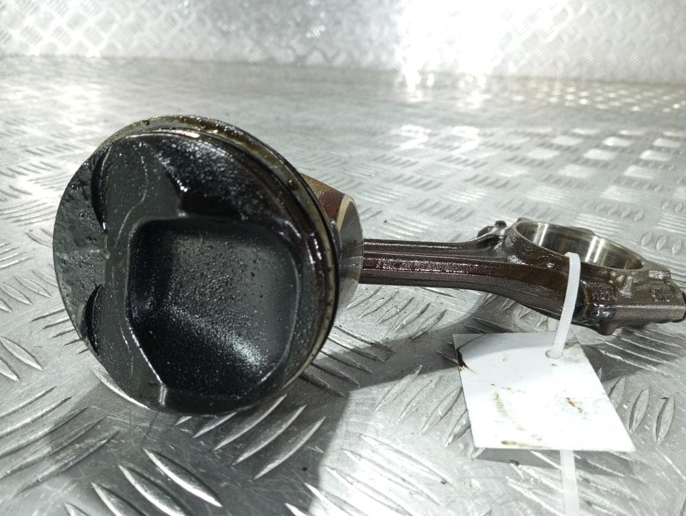 Поршень к Volkswagen Golf 5 (03-09)