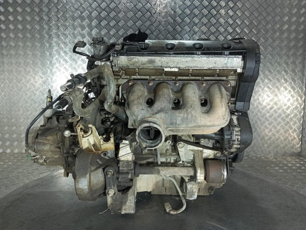 Двигатель к Peugeot 307 (01-05)