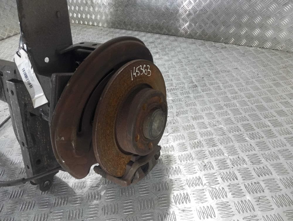 Балка подвески задняя к Renault Trafic 2 (01-06)