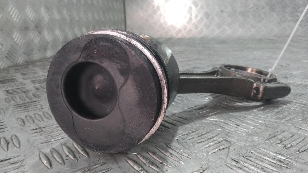 Поршень к Volkswagen Golf 5 (03-09)