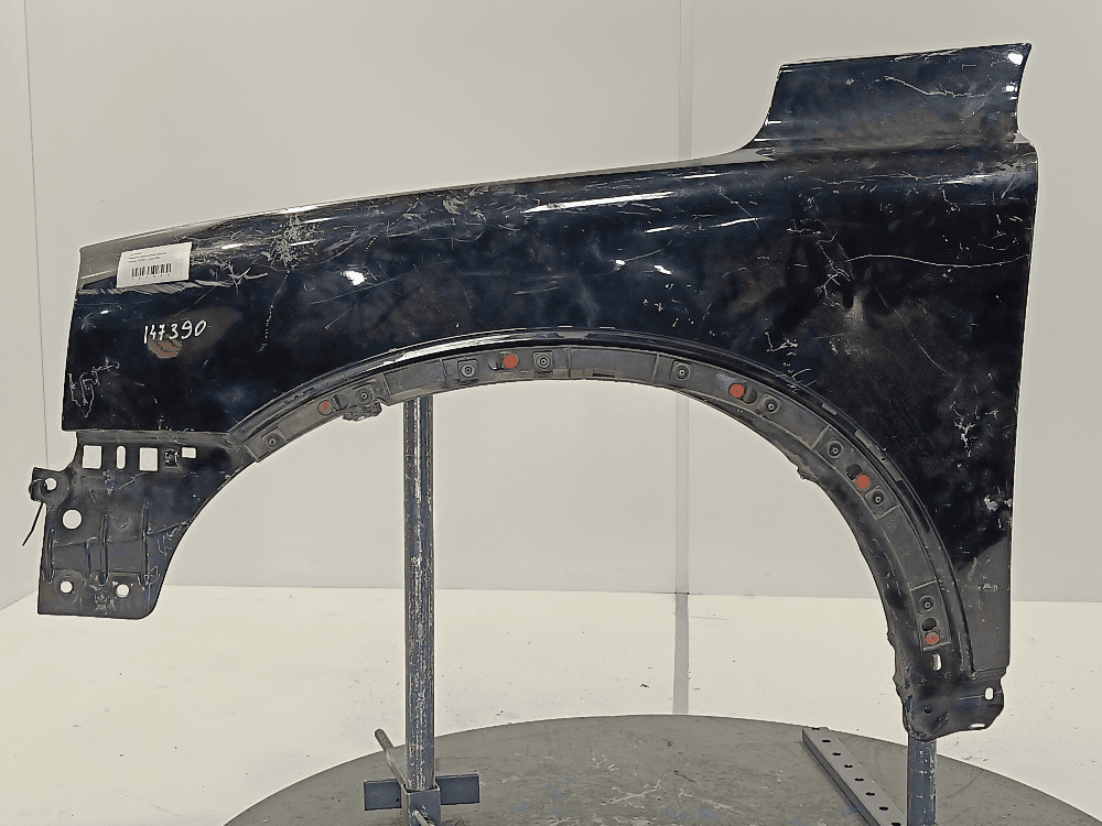 Крыло переднее левое к Volvo XC90 1 (02-06)