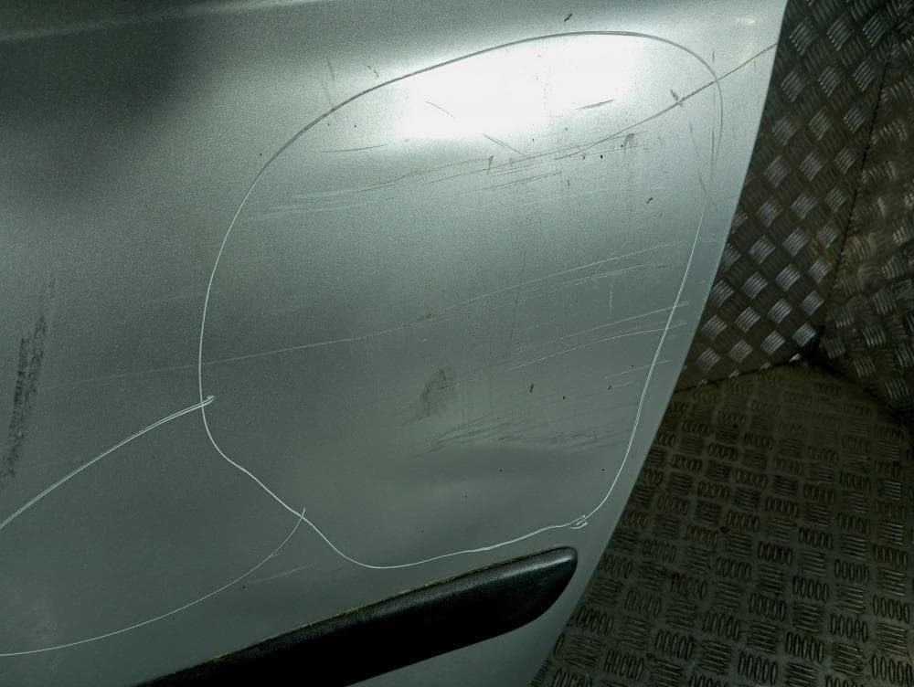 Дверь сдвижная левая к Chrysler Voyager 4 (01-04)