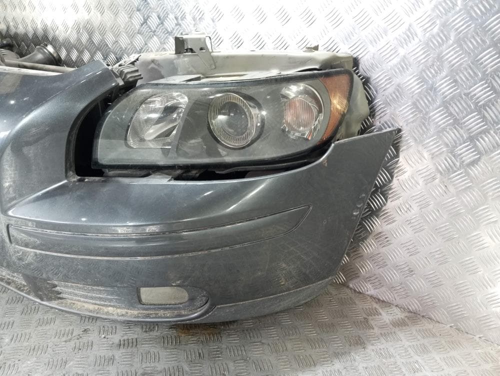 Передняя часть (ноускат) в сборе к Volvo V50 (03-10)